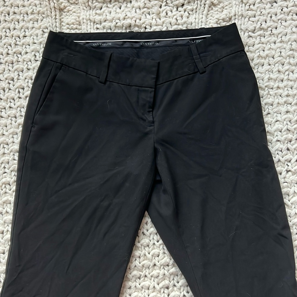 Ann Taylor solid black trousers - 0p